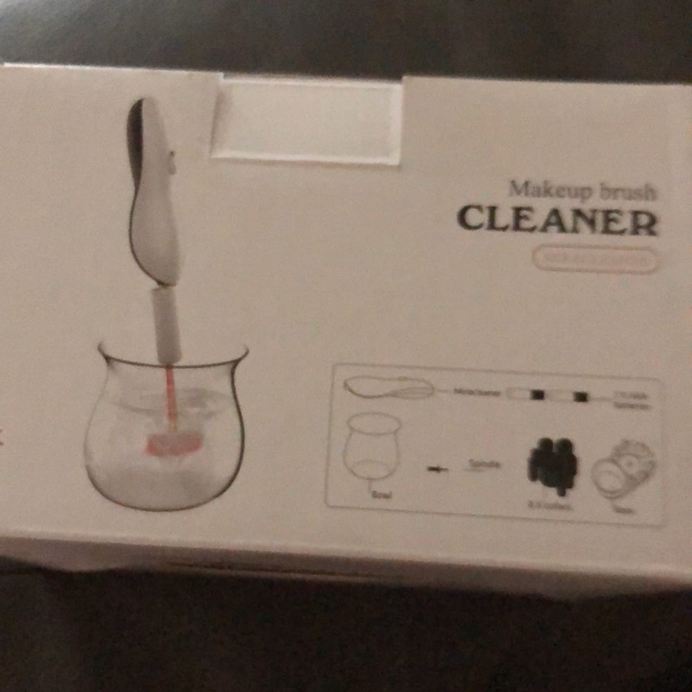 Makeup Brush cleaner